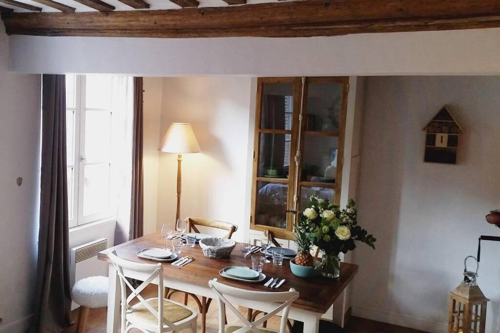 Une Pause Chez Julien, Appartement Lumineux Et Idealement Situe! องเฟลอร์ ภายนอก รูปภาพ